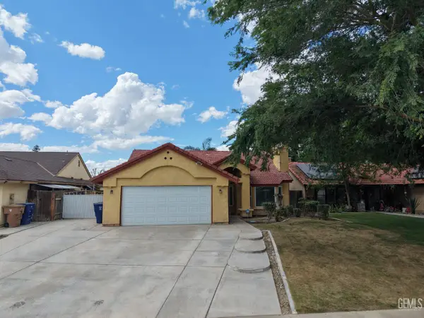 9200 LACRIOX AVENUE, Bakersfield, CA 93311