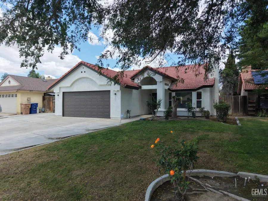 9200 LACRIOX AVENUE, Bakersfield, CA 93311 - #2