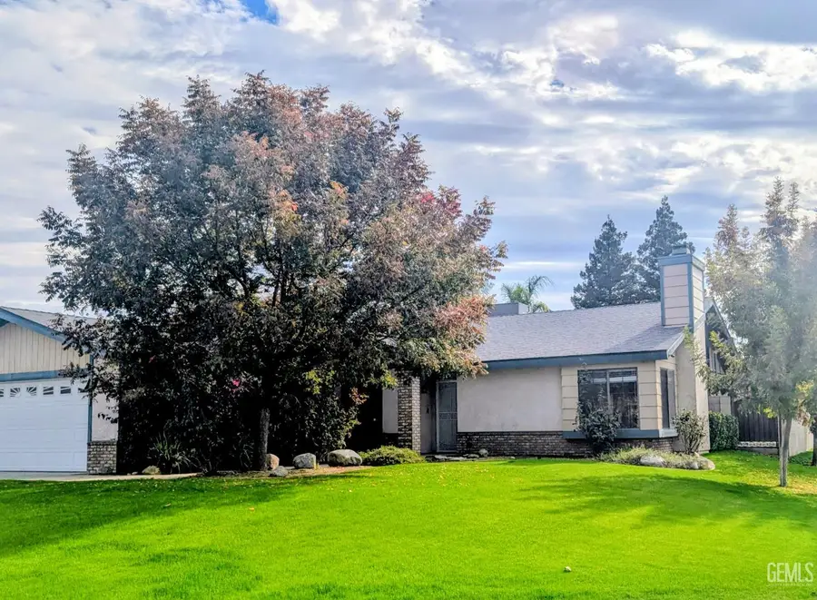 6925 AZTEC WAY, Bakersfield, CA 93308 - #2