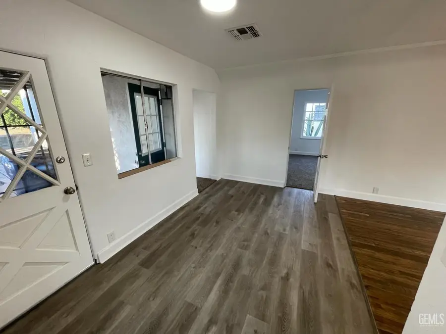 113 CIRCLE DRIVE, Bakersfield, CA 93308 - #2