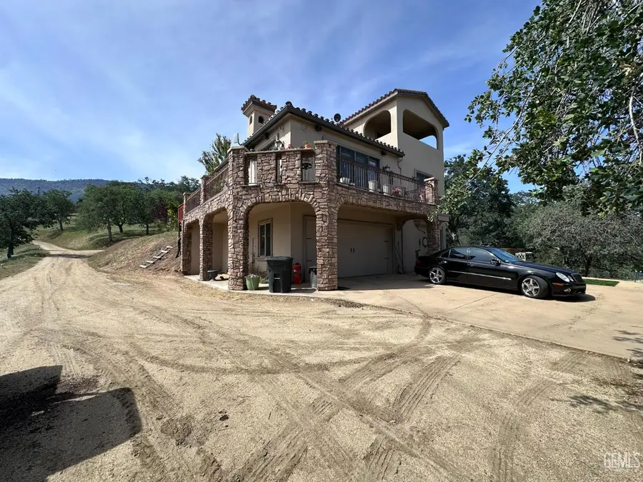 27455 PINTO COURT, Keene, CA 93531 - #2