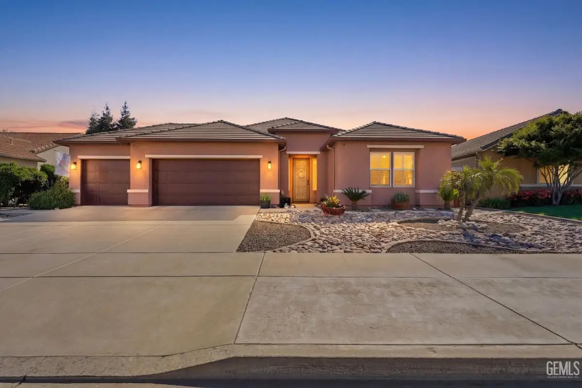 1998 ALBARINO STREET, Tulare, CA 93274 - #1