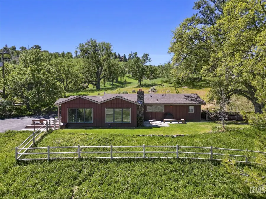 28100 CUMBERLAND ROAD, Tehachapi, CA 93561 - #2