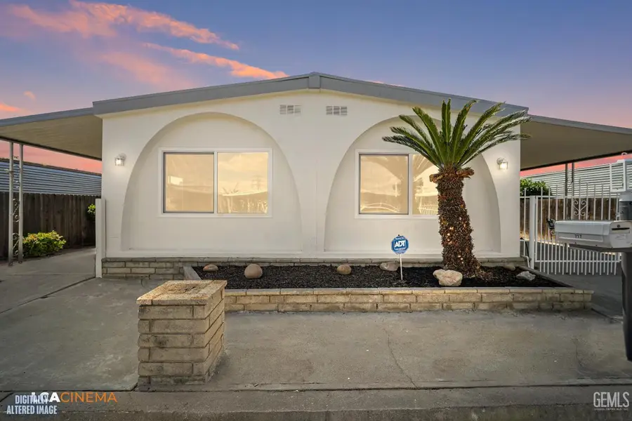 717 45TH STREET, Bakersfield, CA 93301 - #2