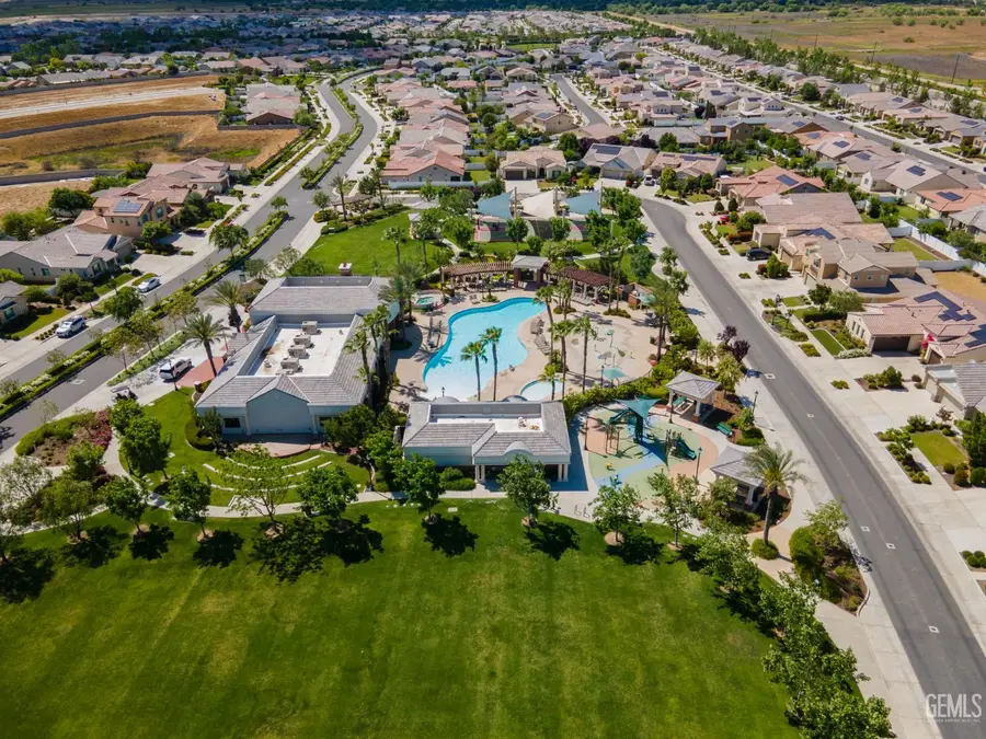 13612 PIXTON AVENUE, Bakersfield, CA 93311 - #3