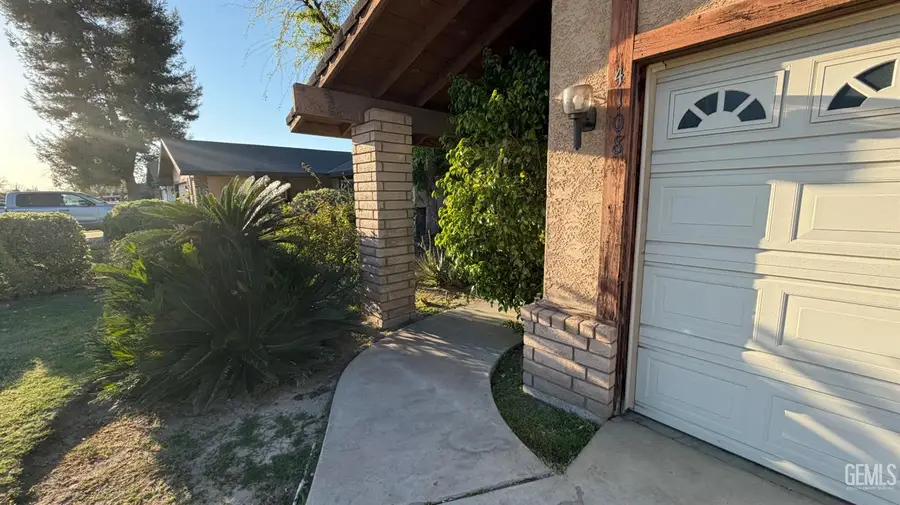 4108 SUGAR CANE AVENUE, Bakersfield, CA 93313 - #2