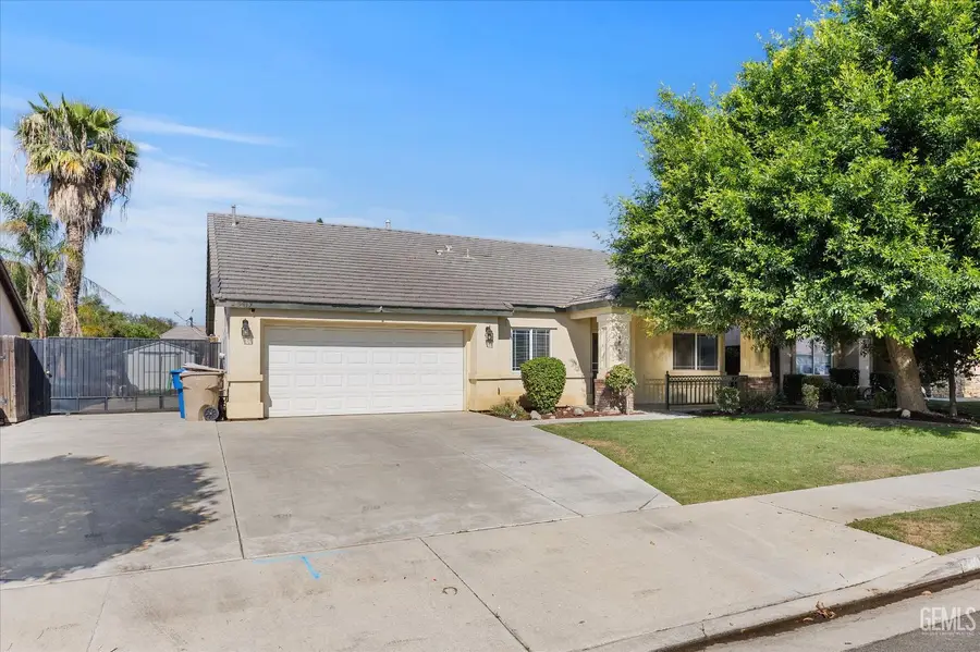 5813 PENDLETON FALLS DRIVE, Bakersfield, CA 93312 - #2