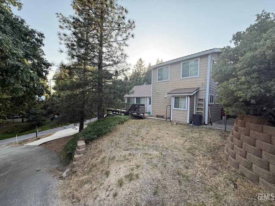 45864 UPNDOWN ROAD, Posey, CA 93260 - #3
