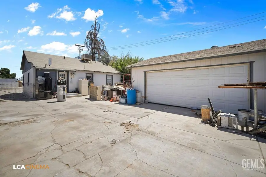 2107 MCCRAY STREET, Bakersfield, CA 93308 - #3