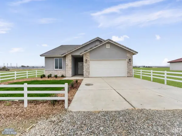 28102 VALLEY WEST ROAD, Taft, CA 93268