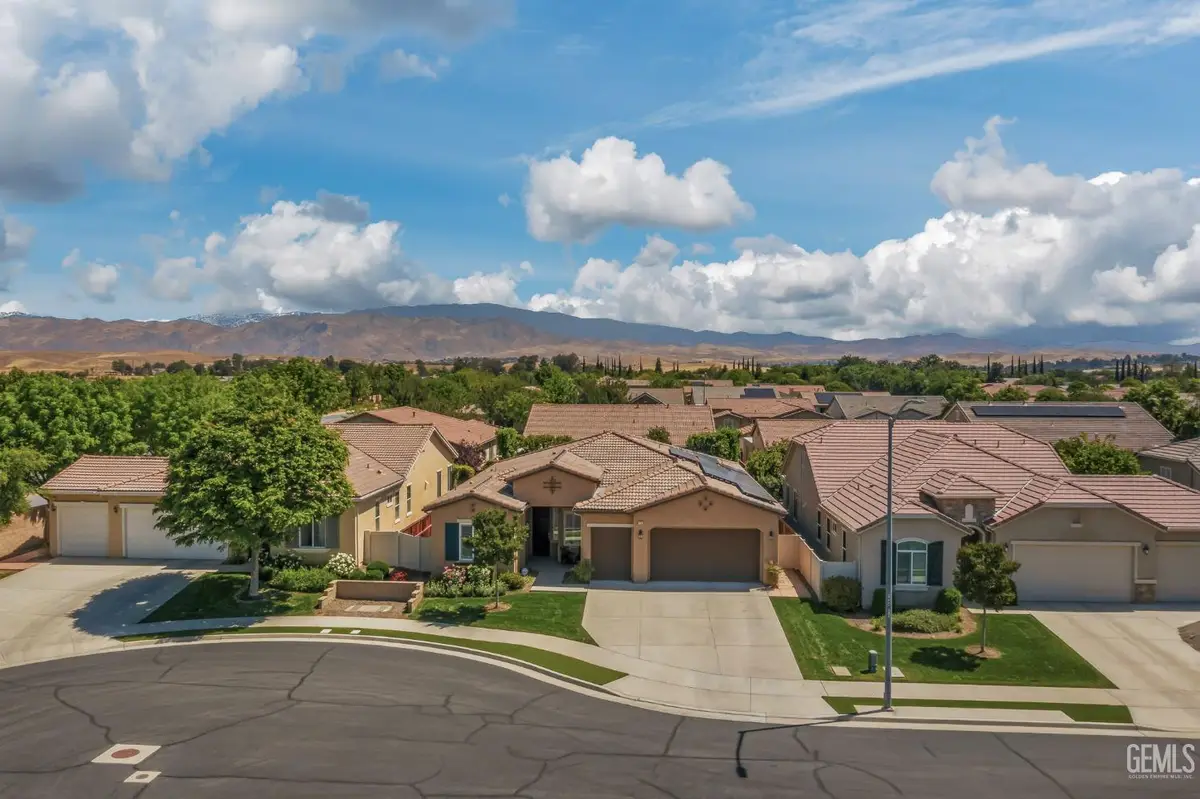 6409 DOVER PLACE, Bakersfield, CA 93306 - #1