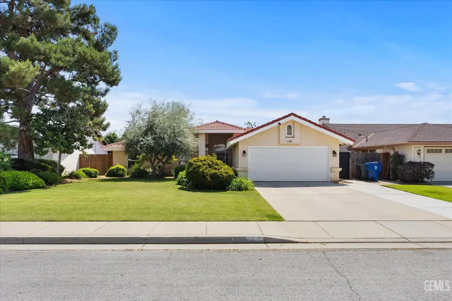 10009 VANESSA AVENUE, Bakersfield, CA 93312 - #3