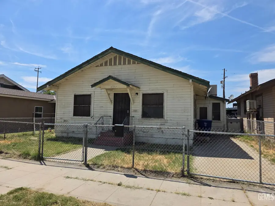 2225 O STREET, Bakersfield, CA 93301 - #2
