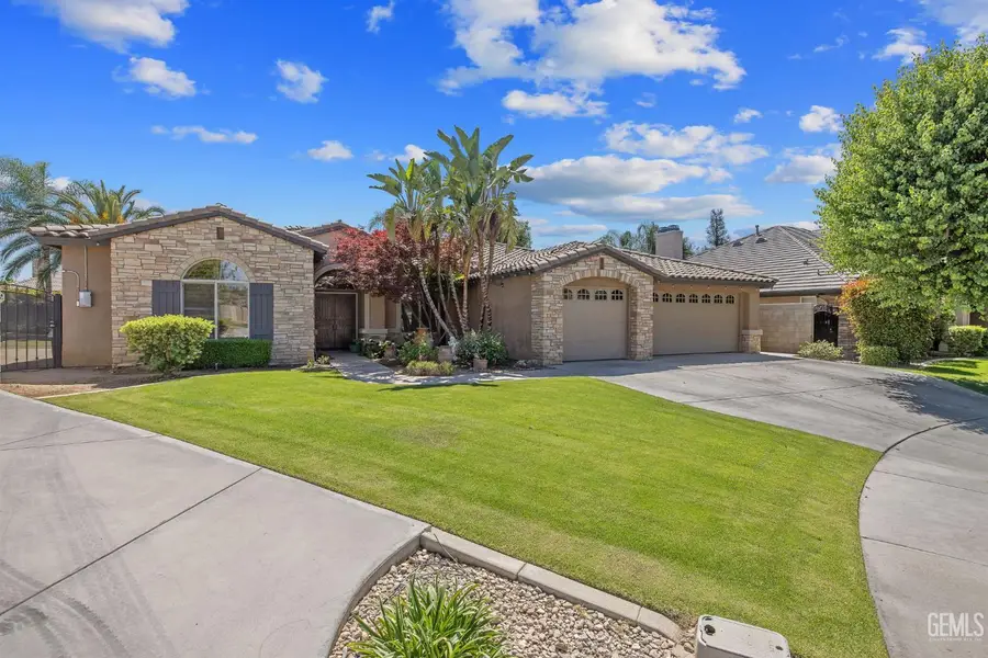 11305 ANDRETTI, Bakersfield, CA 93312 - #2