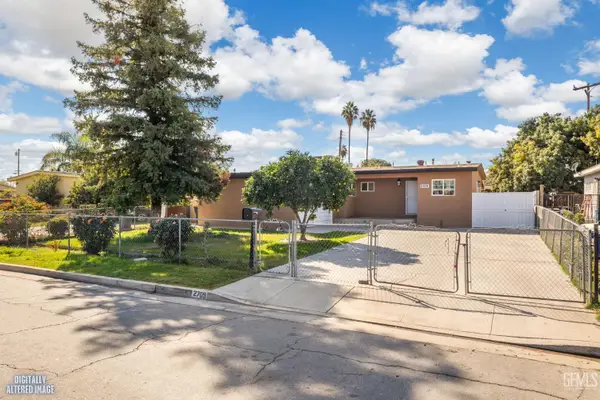 2709 DORE DRIVE, Bakersfield, CA 93304