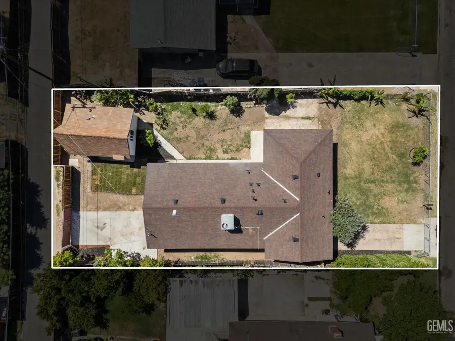 418 OLIVE ST, Bakersfield, CA 93304 - #3