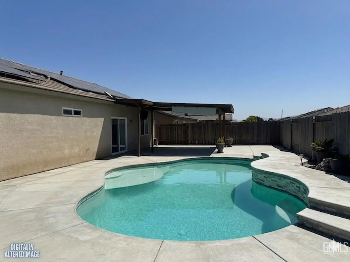 303 VANCLUSE BAY DRIVE, Bakersfield, CA 93307 - #1