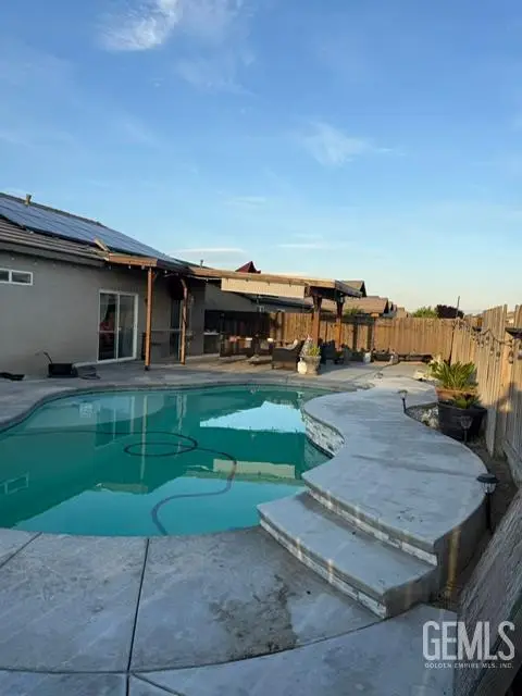 303 VANCLUSE BAY DRIVE, Bakersfield, CA 93307 - #3