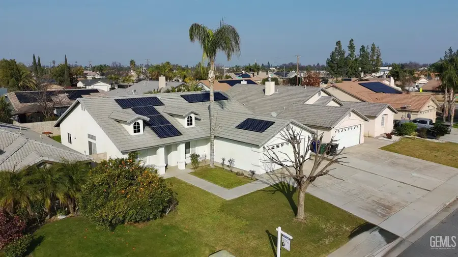 4110 SERENE OAK DRIVE, Bakersfield, CA 93313 - #3