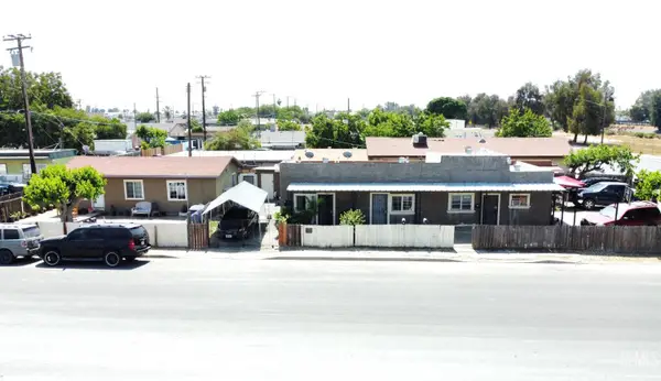 608 7TH AVENUE, Delano, CA 93215