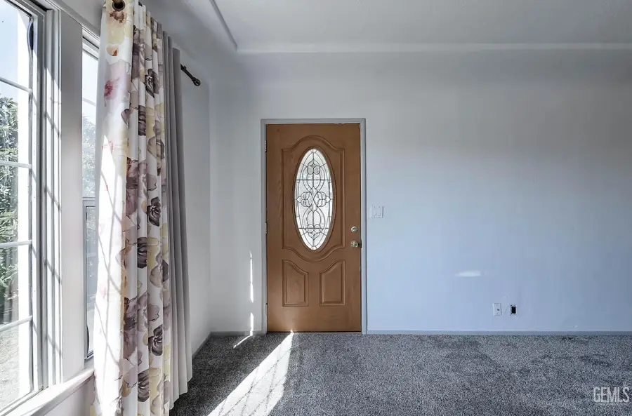 116 CIRCLE DRIVE, Bakersfield, CA 93308 - #3