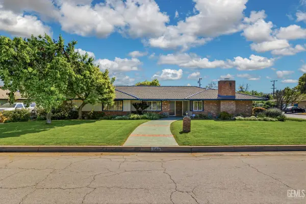 2444 PINE STREET, Bakersfield, CA 93301