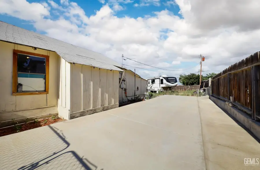 306 EASTERN AVENUE, Taft, CA 93268 - #3