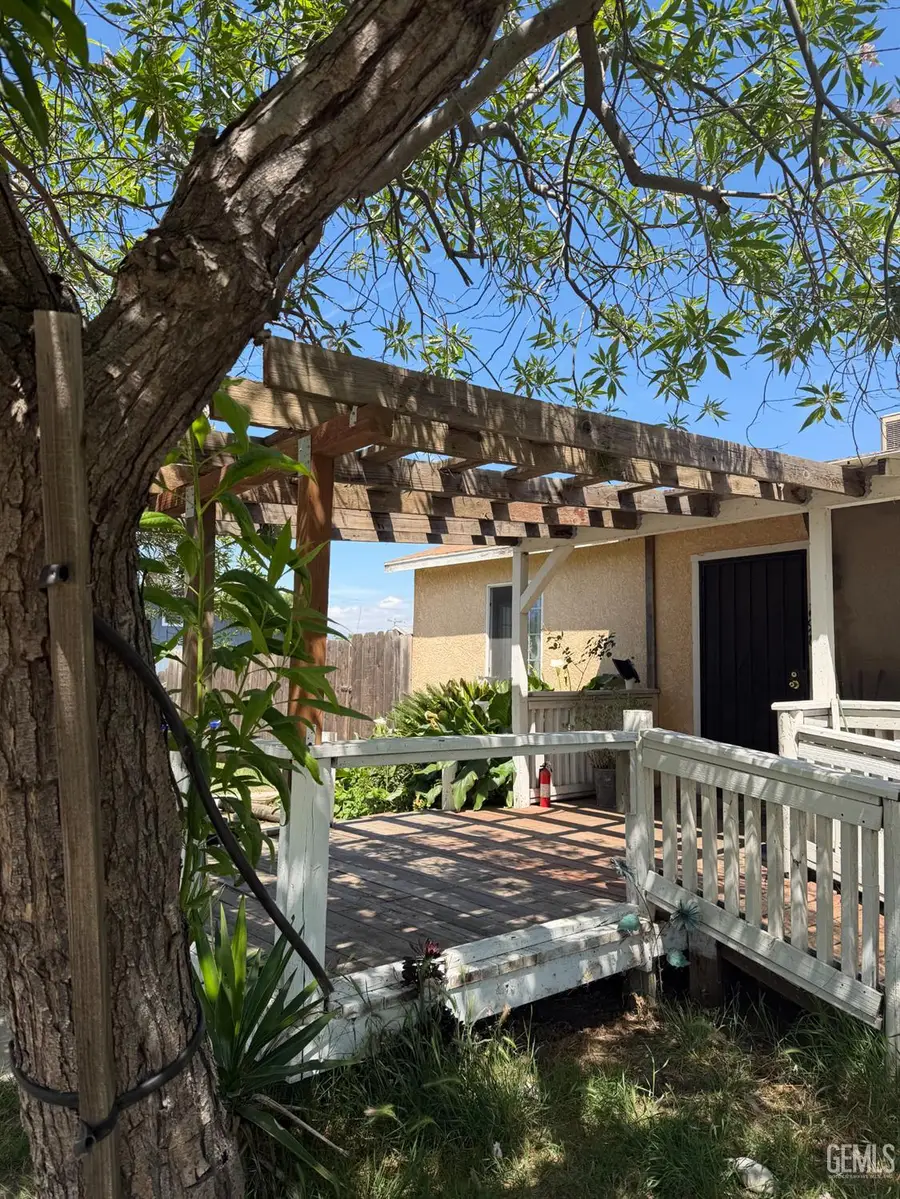 296 S H STREET, Porterville, CA 93257 - #3