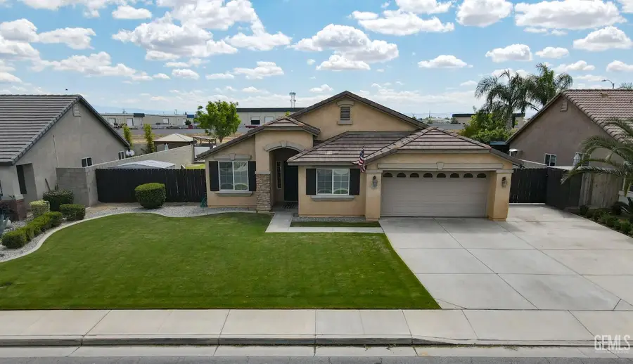 13307 CHEYENNE MOUNTAIN DRIVE, Bakersfield, CA 93314 - #2