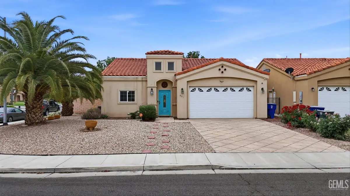 901 MARMARA AVENUE, Bakersfield, CA 93307 - #1