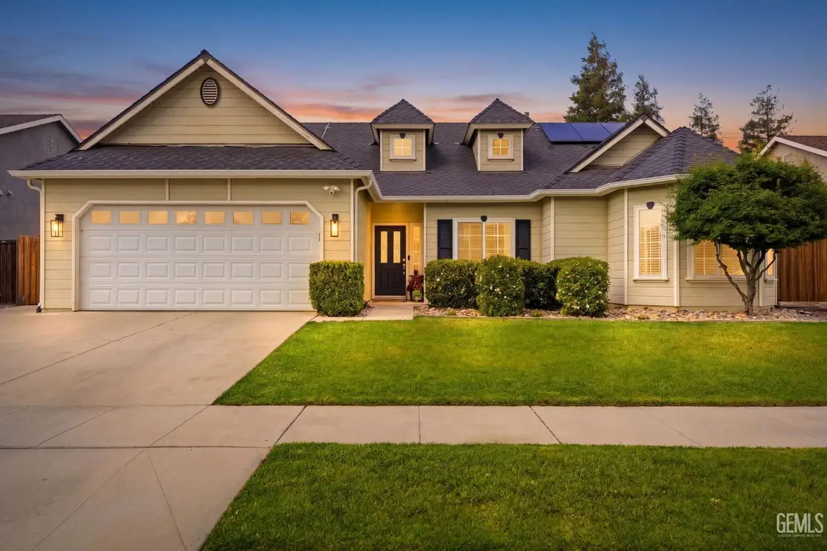 1854 CHARLES KRUG, Tulare, CA 93274 - #1