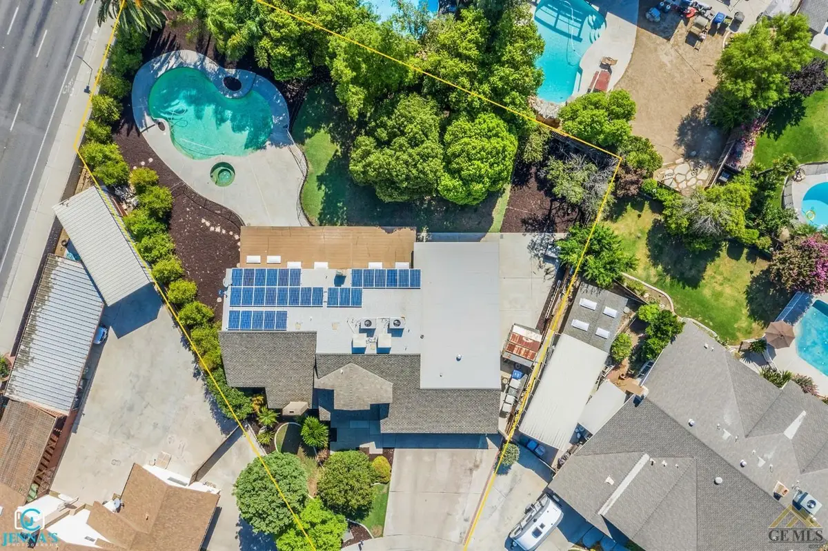 7800 NAIRN COURT, Bakersfield, CA 93309 - #1