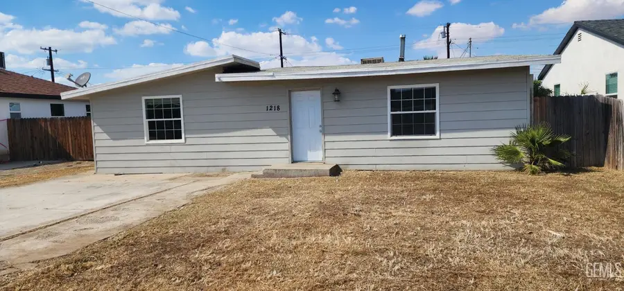 1218 WOODROW AVENUE, Bakersfield, CA 93308 - #2