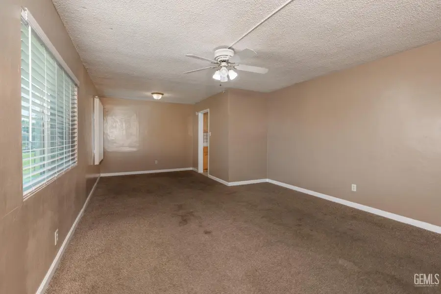 313 1ST STREET, Bakersfield, CA 93304 - #3
