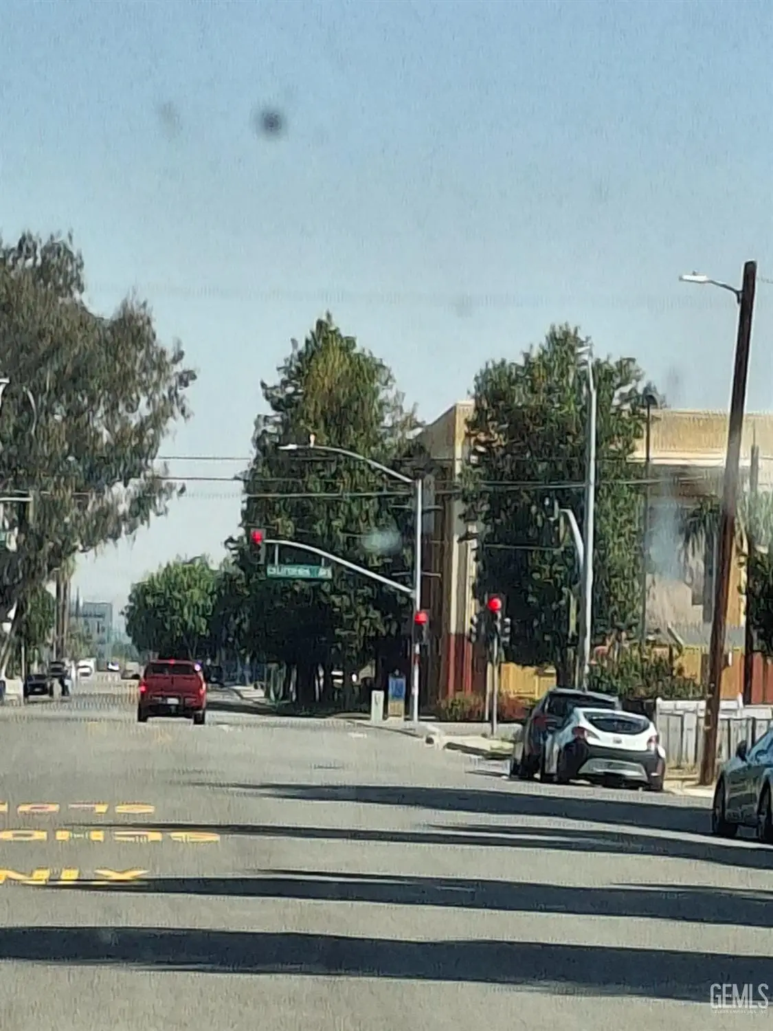 924 M STREET, Bakersfield, CA 93304 - #1