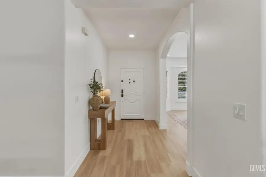 11412 SUMMIT POINT COURT, Bakersfield, CA 93312 - #3