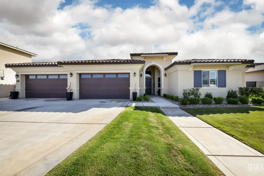 12531 FAIRLAWN DR, Bakersfield, CA 93311 - #2
