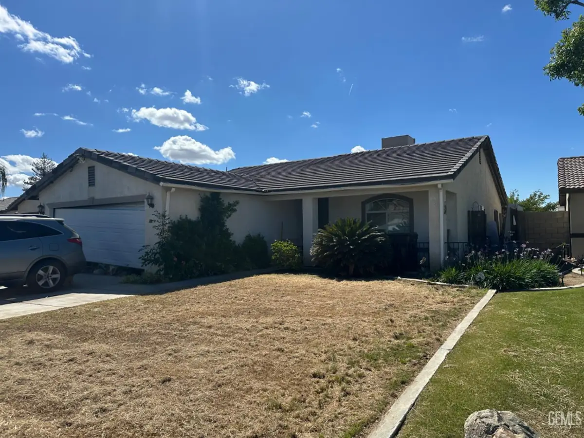 111 MISTY MEADOW DRIVE, Bakersfield, CA 93308 - #1