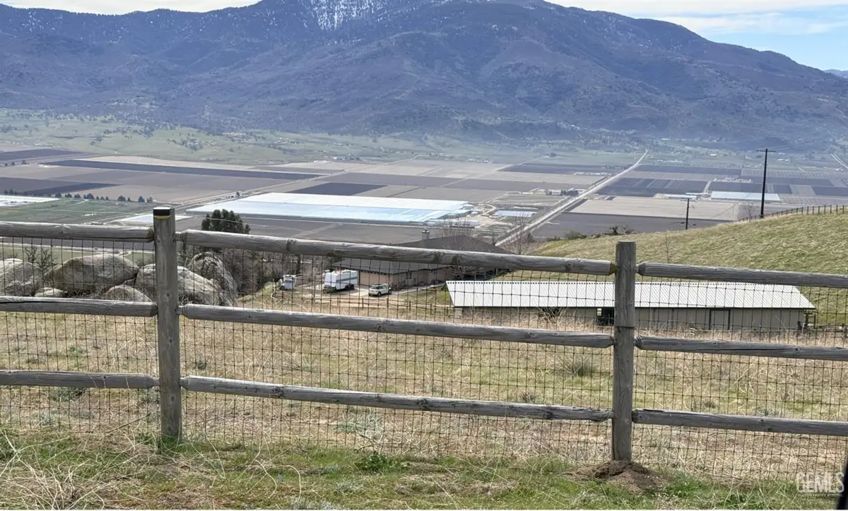 26750 SKYLINE DRIVE, Tehachapi, CA 93561 - #1