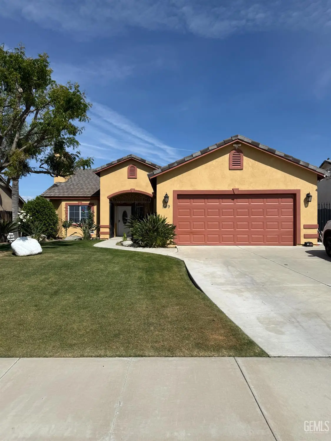 549 CASA VERDE STREET, Bakersfield, CA 93306 - #1