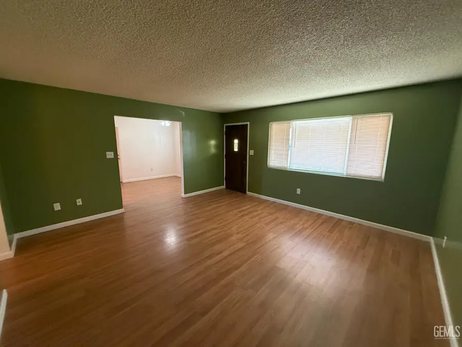 709 CASTAIC AVENUE, Bakersfield, CA 93308 - #2