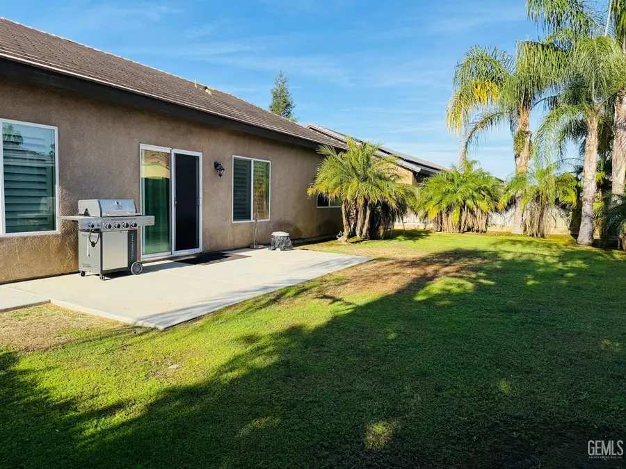 10903 CORBETT CANYON DRIVE, Bakersfield, CA 93312 - #2