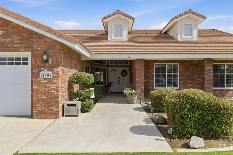 11102 CANDLELIGHT COURT, Bakersfield, CA 93312 - #3