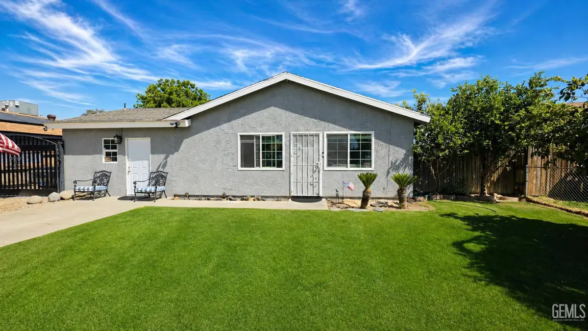 5104 HAMPTON COURT, Bakersfield, CA 93309 - #1