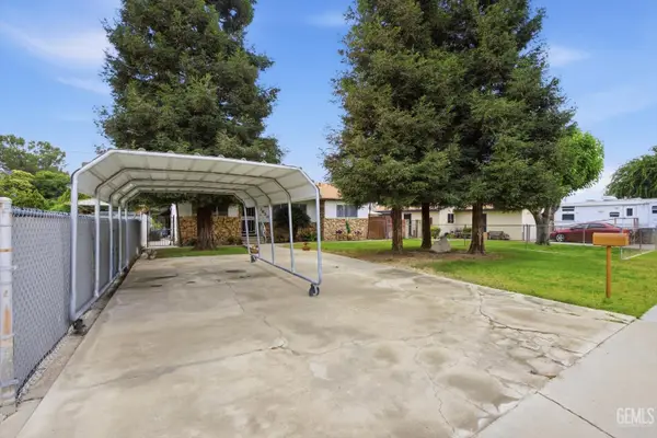 1623 LISLE STREET, Bakersfield, CA 93308