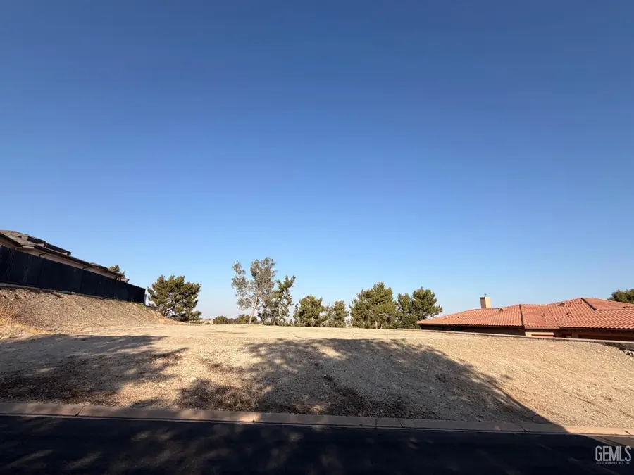 5600 VIA VENEZIA, Bakersfield, CA 93306 - #2