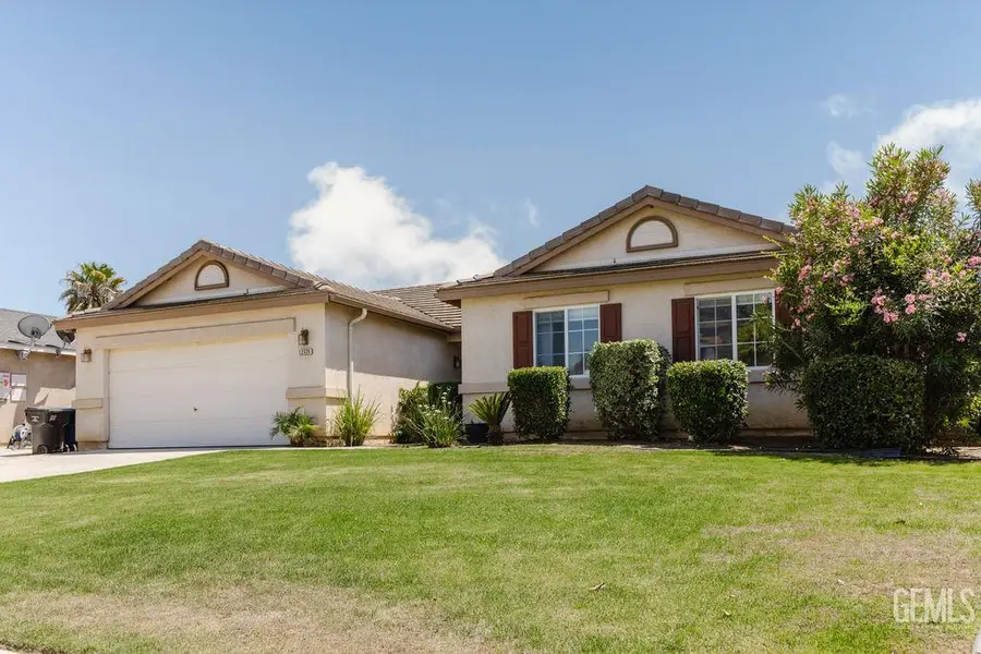 12325 HIGH COUNTRY DRIVE, Bakersfield, CA 93312 - #2
