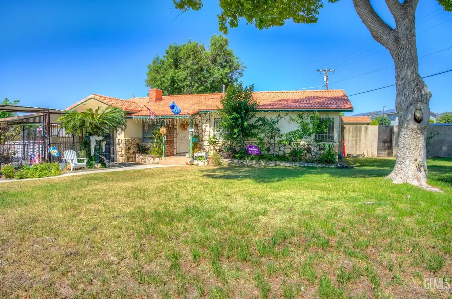 3114 SHELLY LANE, Bakersfield, CA 93306 - #3
