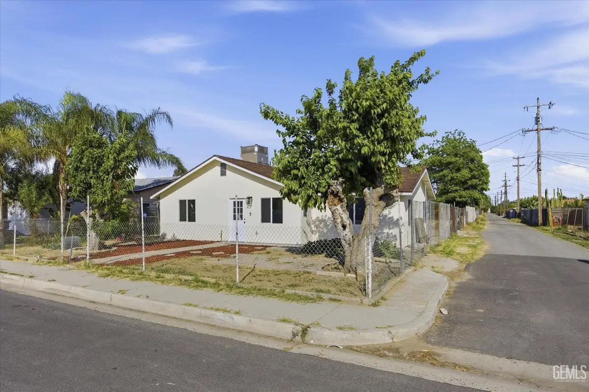 321 BEALE AVENUE, Bakersfield, CA 93305 - #1