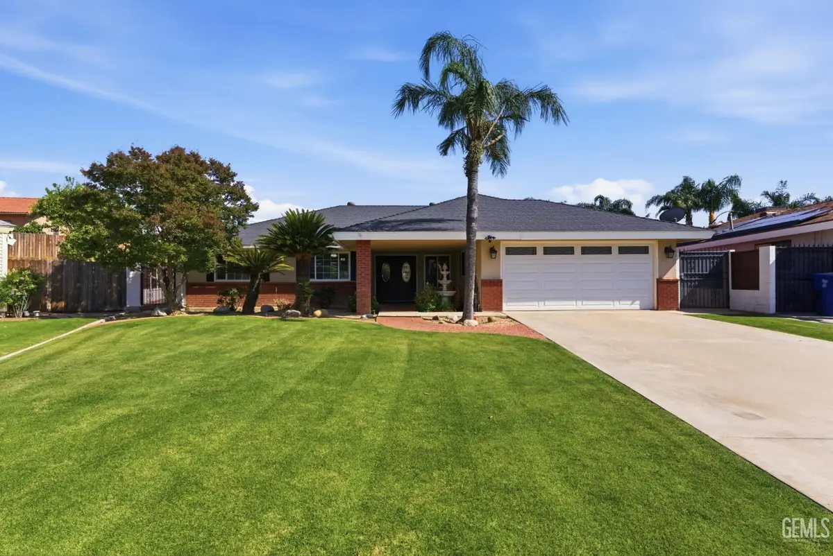 6013 MEADOW GLEN WAY, Bakersfield, CA 93306 - #1